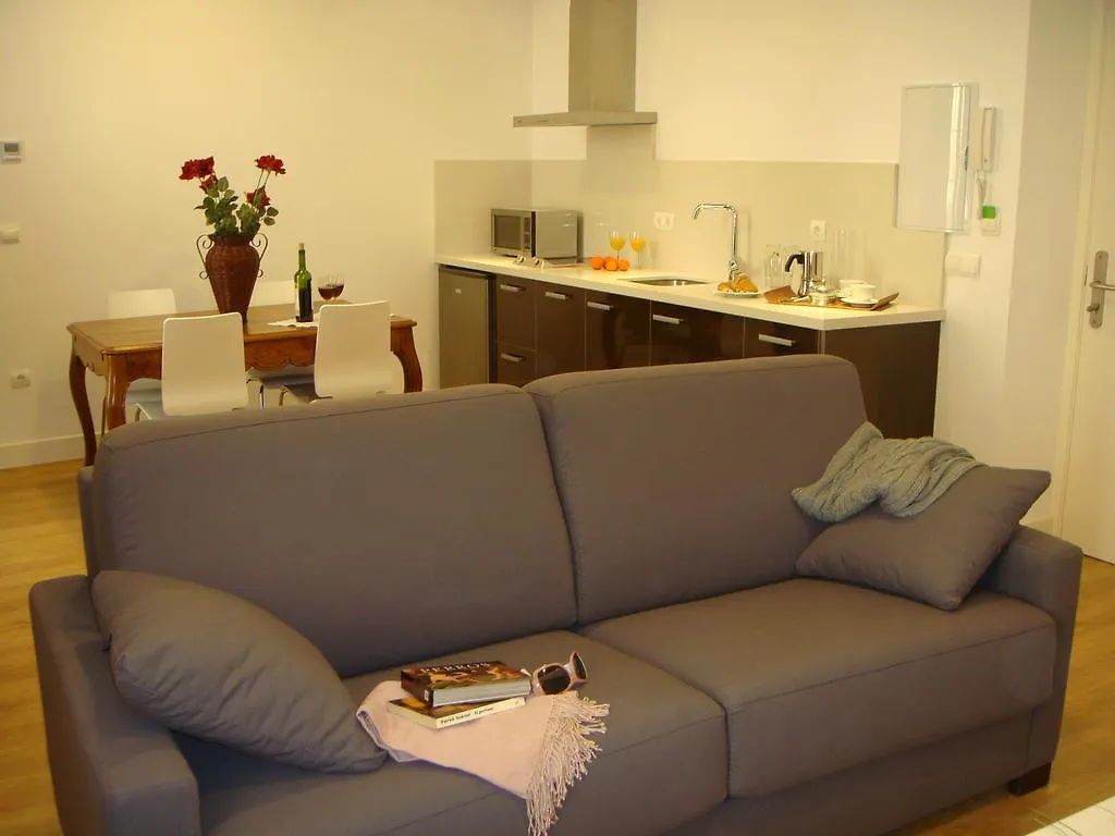 Life Apartments Alberto Lista Seville