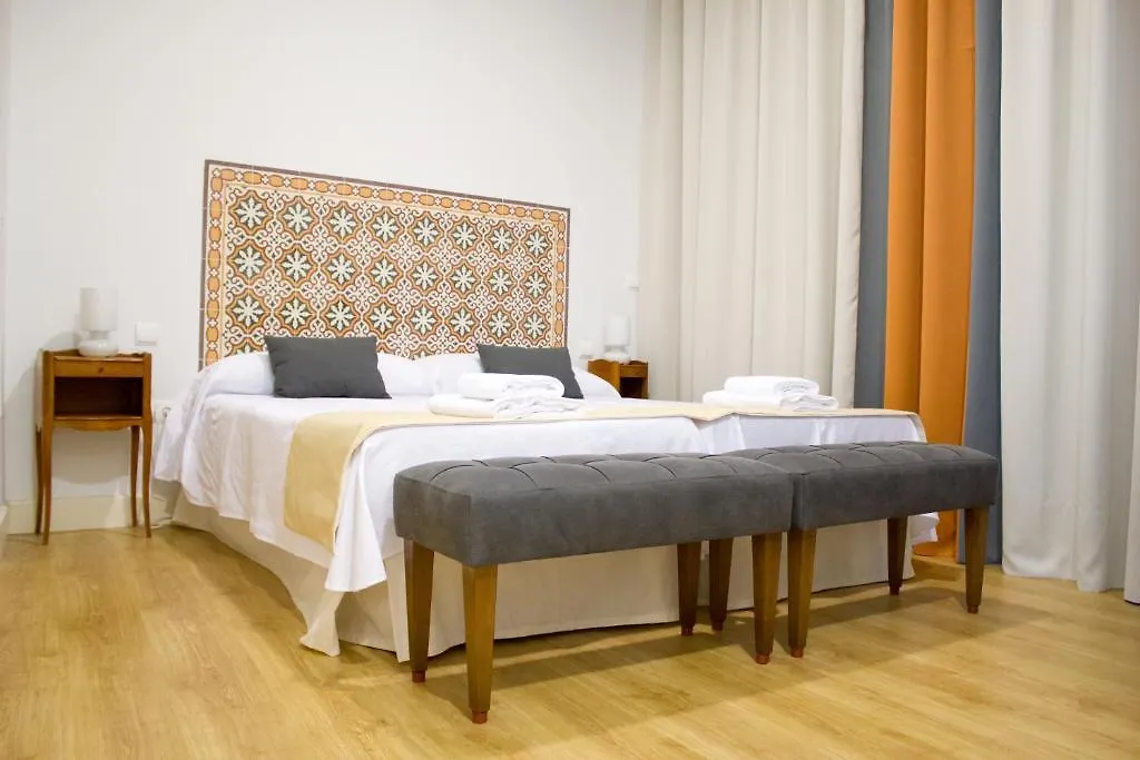 Life Apartments Alberto Lista Seville